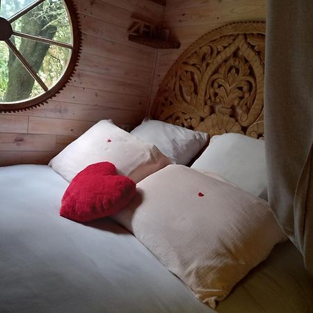 La Roulotte Du Petit Paradis Saint-Rémy-de-Provence Екстериор снимка